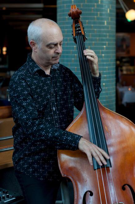 Eric Hochberg, bass