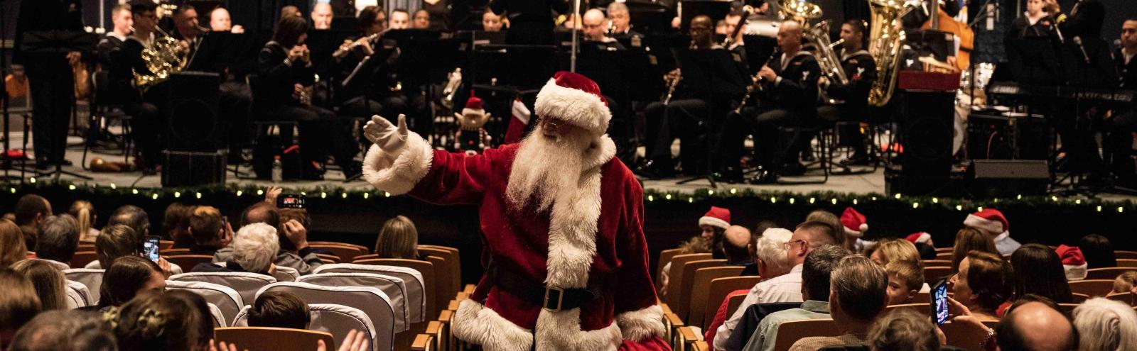 Navy Band Great Lakes Holiday Concert